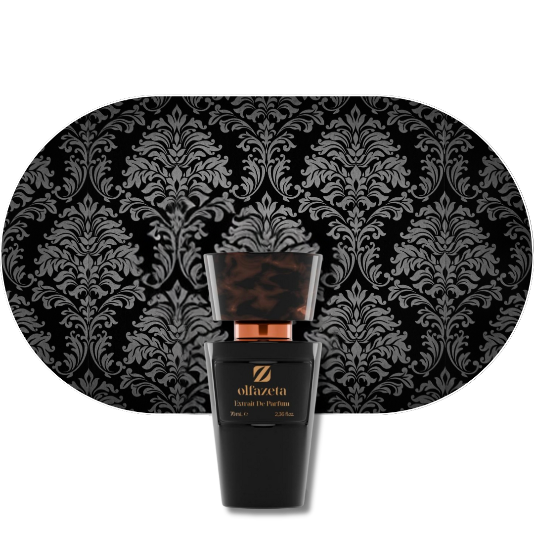 schwarzes Parfümflakon Chogan Parfum 1 mit elegantem Muster im Hintergrund, Duft mit frischen, würzigen und holzigen Noten