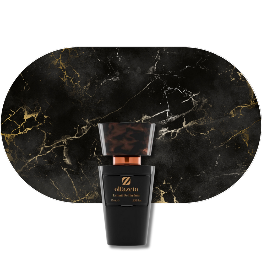 Chogan Parfum 22 Flakon vor schwarzem Marmorhintergrund mit Goldadern, elegant und luxuriös präsentiert.