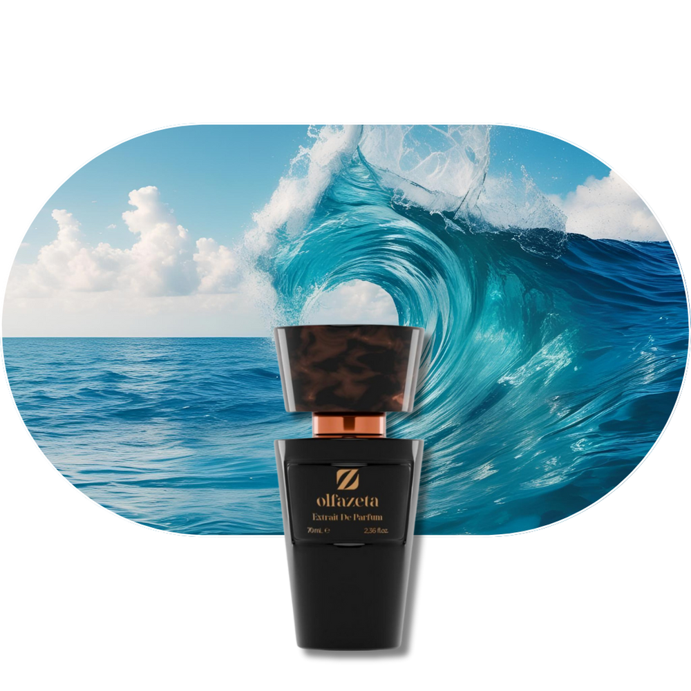 Chogan Parfum 91 Flakon vor großer Welle im azurblauen Meer, symbolisiert frische und belebende Energie